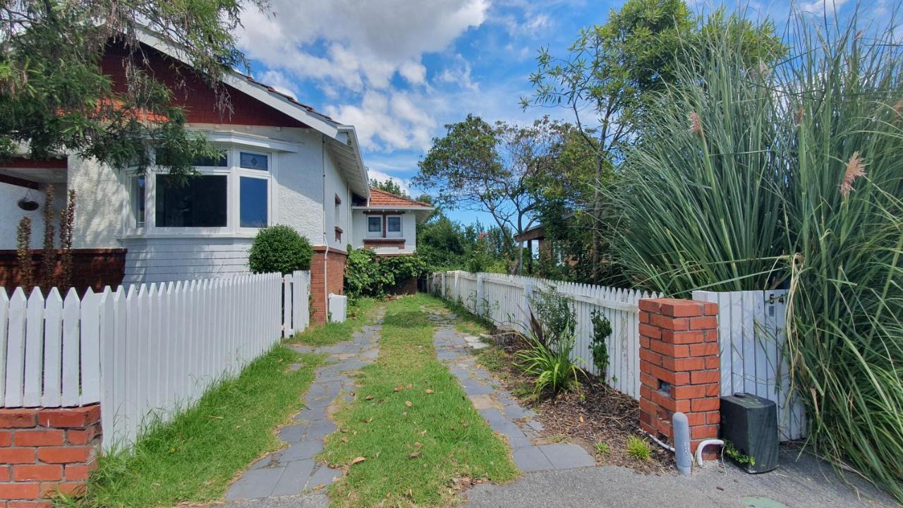 Bright And Modern Oasis In Kingsland Villa Auckland Bagian luar foto